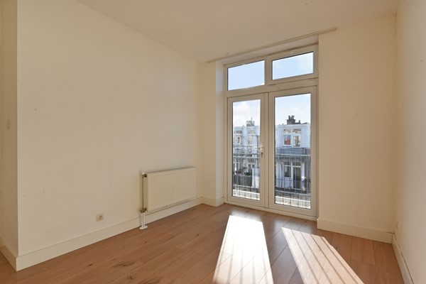 Medium property photo - Naarderstraat 131, 2574 PE Den Haag